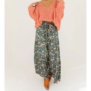 Floral print pants
